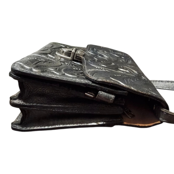 Patricia Nash Antiqued Silver Tooled Leather Crossbody Bag - Picture 12 of 16